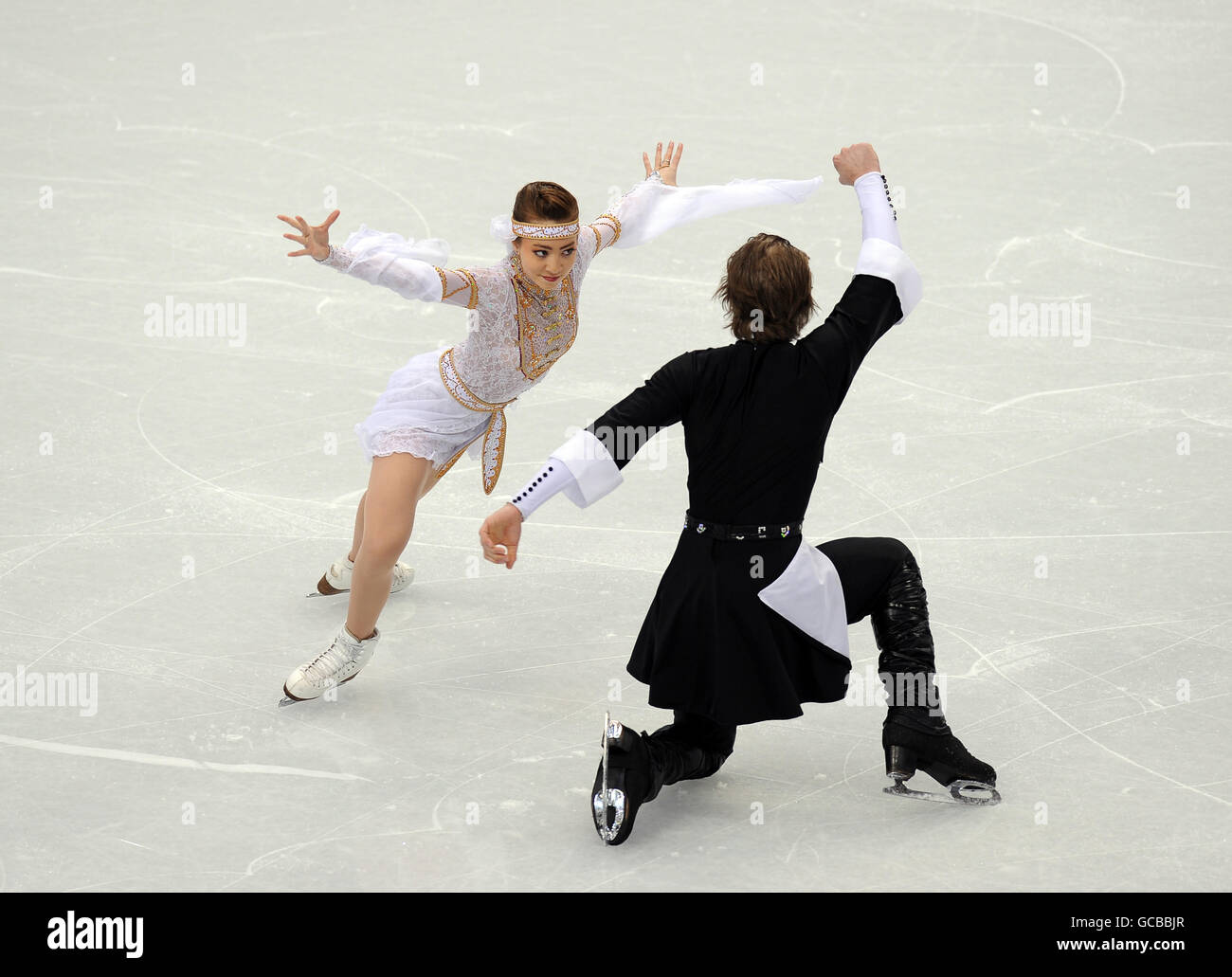 allison reed otar japaridze in figure skating ice dance hires