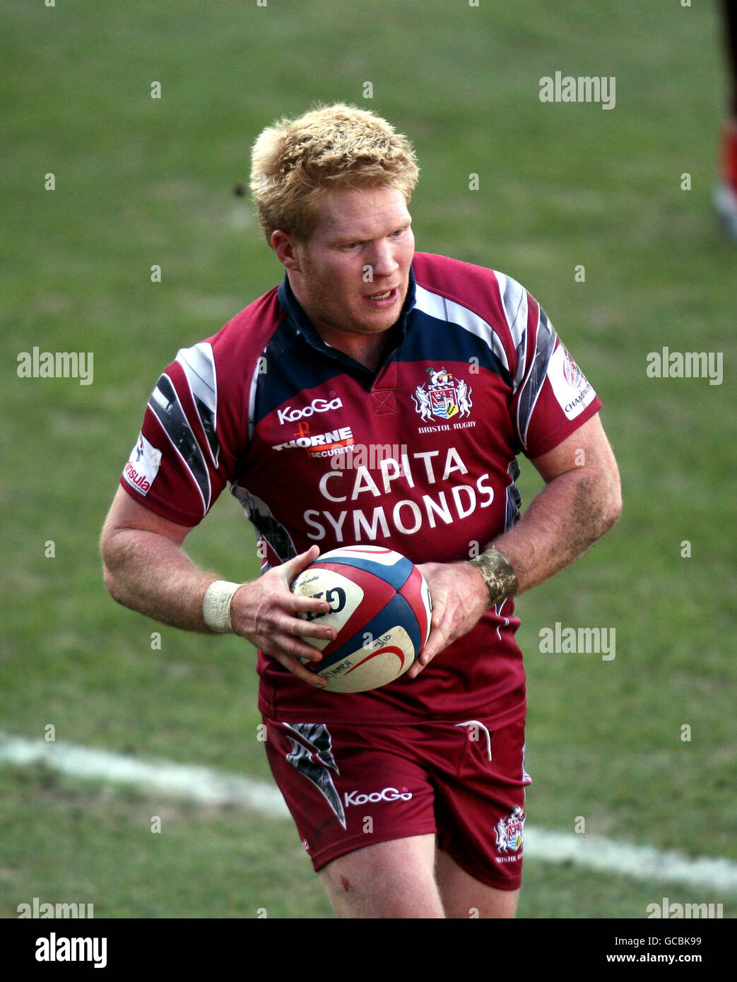 Bristol Rugby's Alex Crockett runs through to score a try Stock Photo