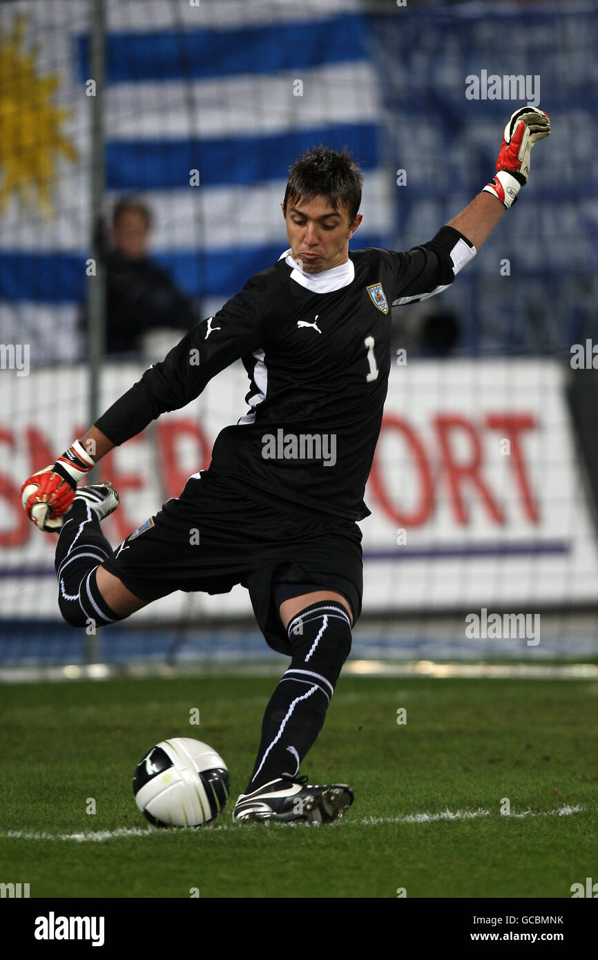 Soccer - International Friendly - Switzerland v Uruguay - AFG Arena. Uruguay goalkeeper Fernando Muslera Stock Photo