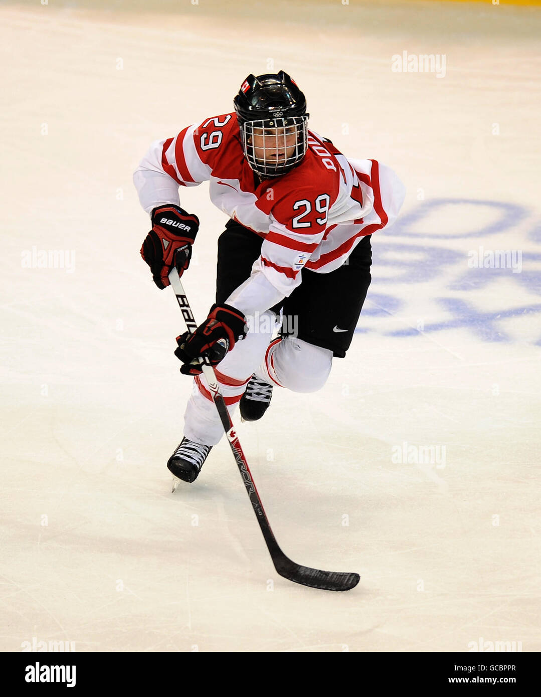 Marie-Philip Poulin scores two goals for Canada to become the first player  to score in four straight Olympic ice hockey finals