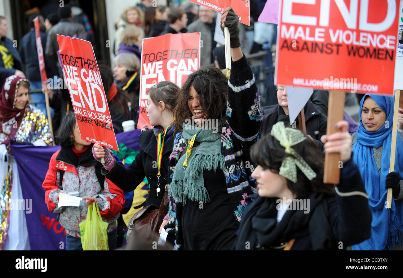 End violence against women placard hi-res stock photography and images ...