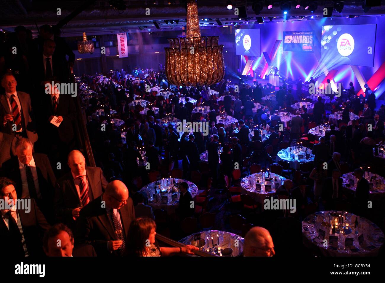 Guests arriving at the 2010 Football League Awards at the Grosvenor House Hotel, Park Lane, London. Stock Photo