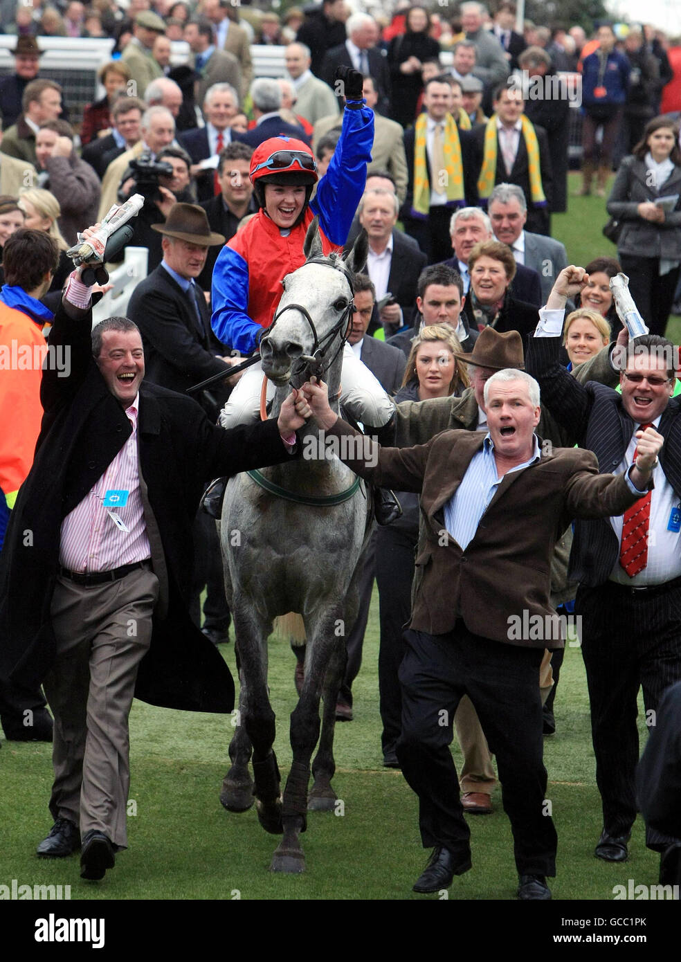 Happy racing fans hi-res stock photography and images - Alamy