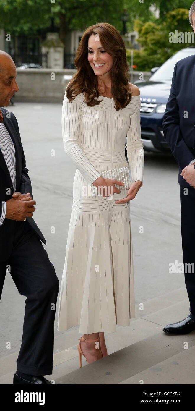 The Duchess of Cambridge arrives for a dinner at the Natural History Museum in London where she will present the Art Fund Museum of the Year award. Stock Photo