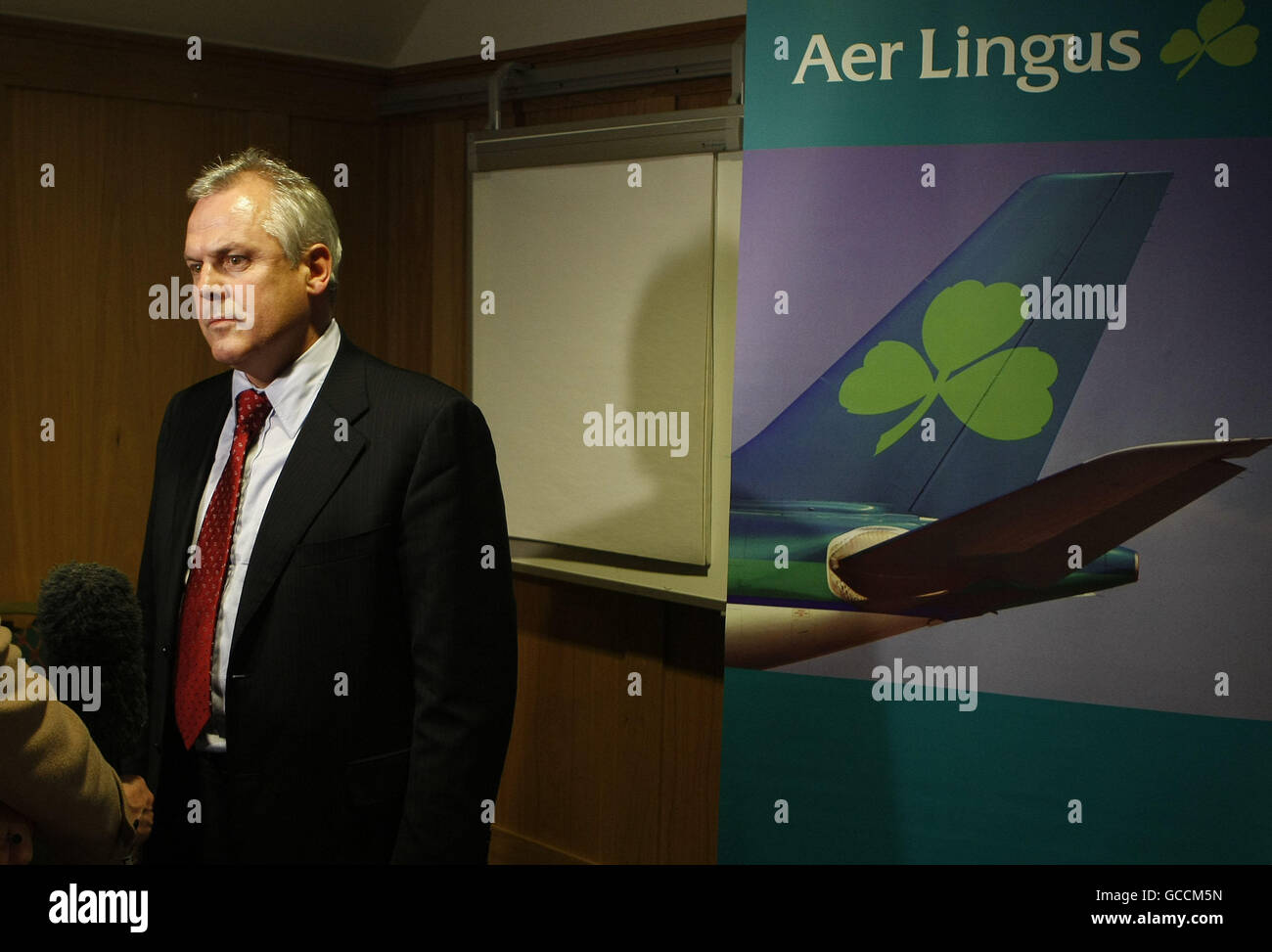 Aer Lingus operating loss. Aer Lingus Head of Human resources Michael Grealy speaking at press conference in Dublin today. Stock Photo