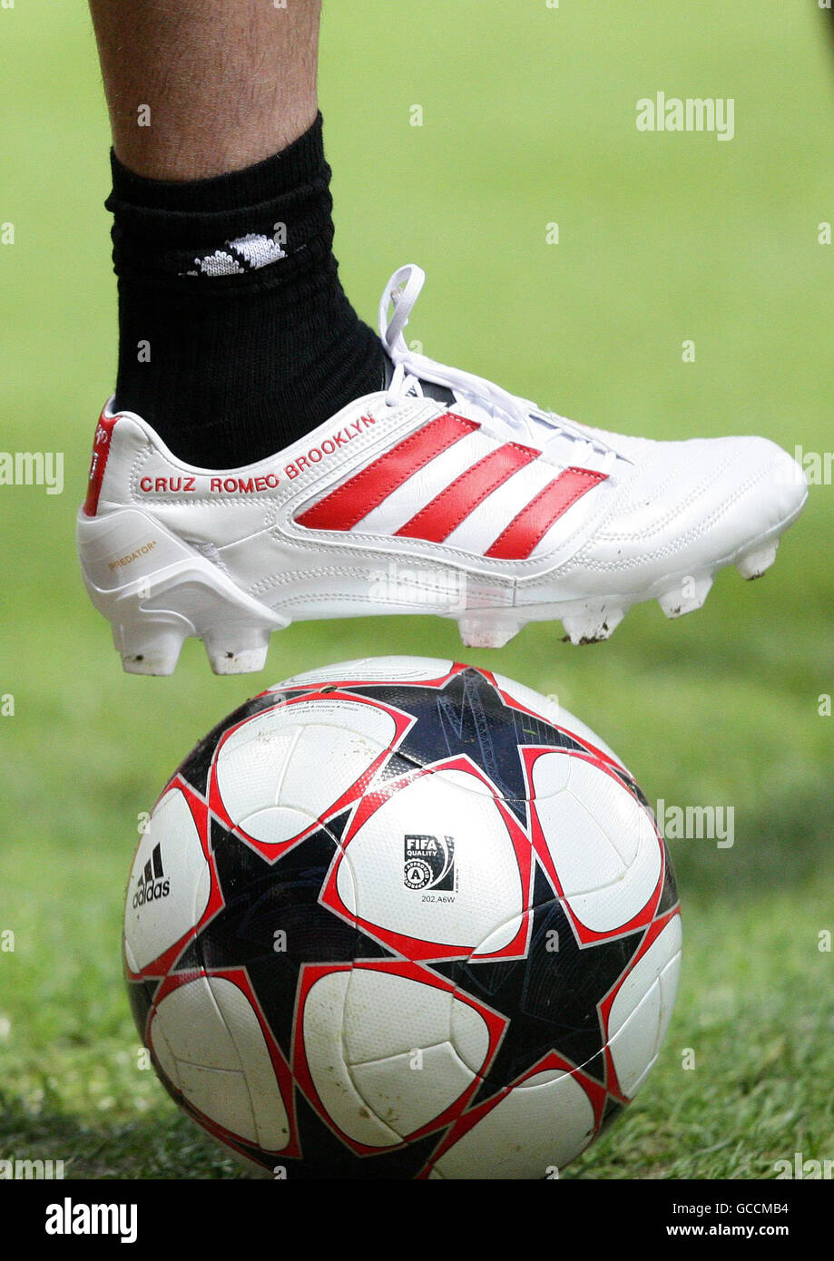 A view of David Beckham's boots during a Training Session at Old Trafford,  Manchester Stock Photo - Alamy