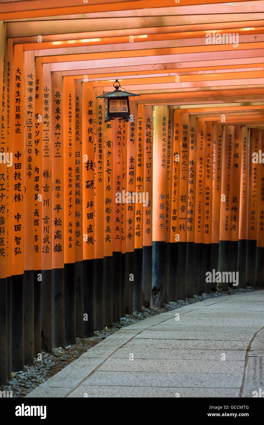 Page 17 Tori Gate Kyoto High Resolution Stock Photography And Images Alamy