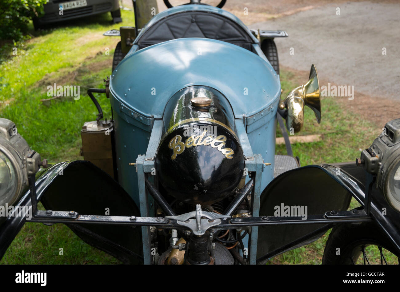Minimal Motoring: From Cyclecar to Microcar main image 1