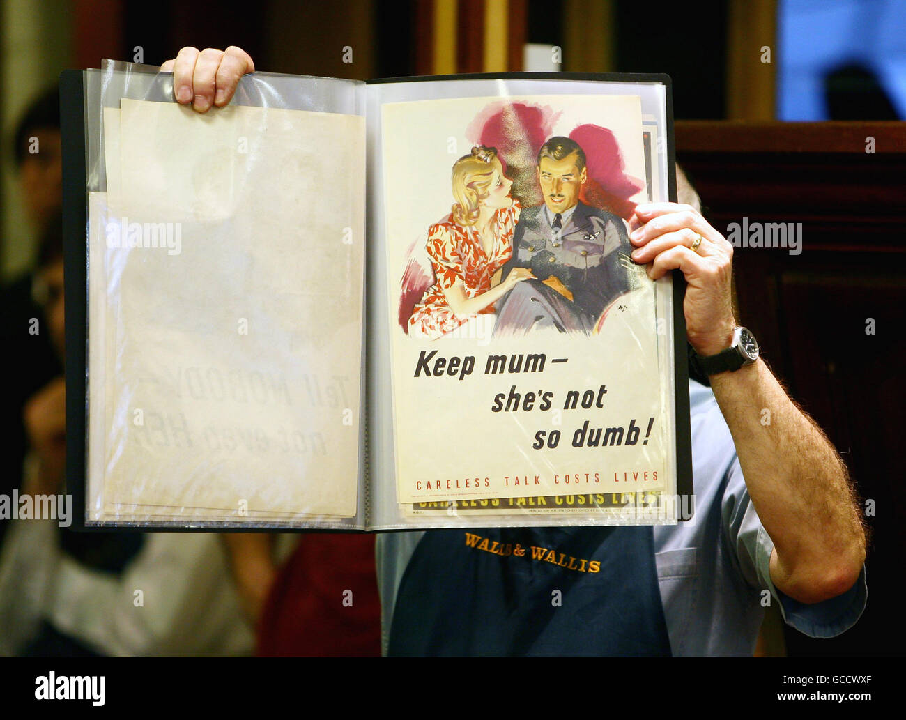 She/'s Not So Dumb Keep Mum NEW Vintage Photograph POSTER