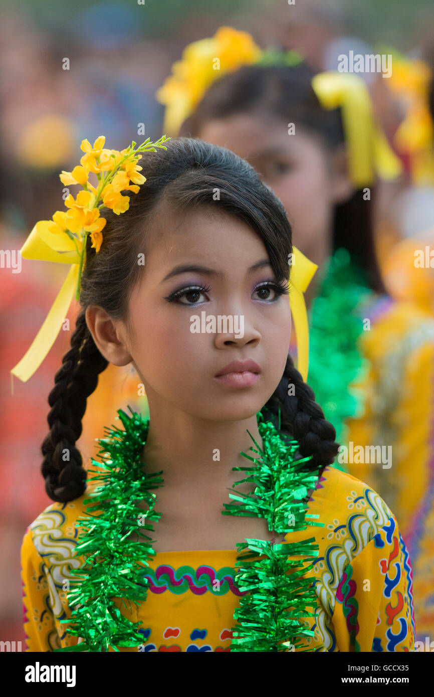 Traditional Dance Girls at the Thingyan Water Festival at the Myanmar New Year in the city centre of Mandalay in Manamar in Sout Stock Photo - Alamy Traditional Dance Girls at the Thingyan Water Festival at the Myanmar New Year in the city centre of Mandalay in Manamar in Sout Stock Photo - Alamy