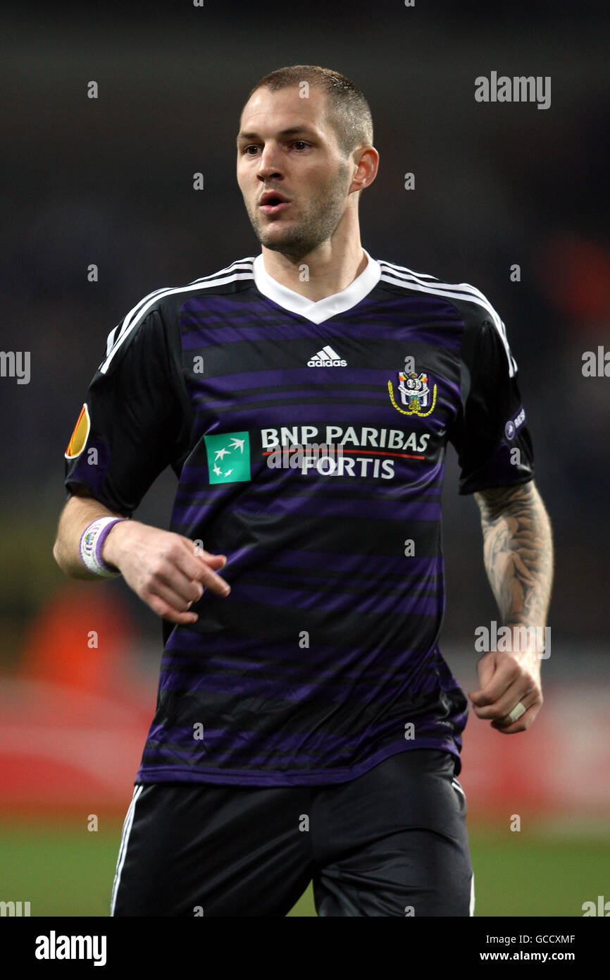 Soccer - UEFA Europa League - Round of 16 - Second Leg - RSC Anderlecht v Hamburg SV - Constant Vanden Stock. Jelle Van Damme, RSC Anderlecht Stock Photo