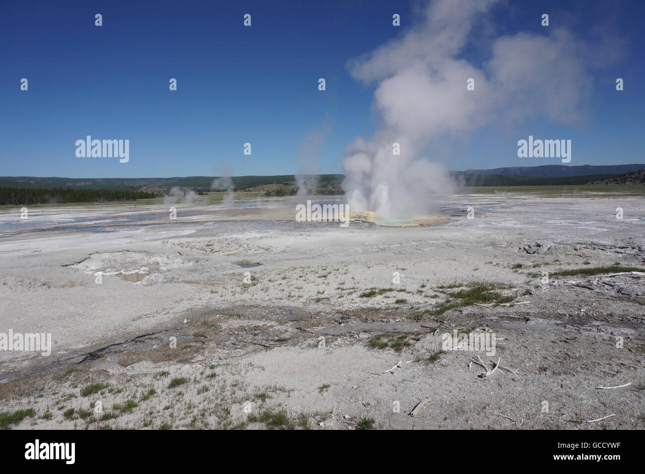 Hot Spring at Fountain Paint Pot / Lower Geyser Basin, Yellowstone
