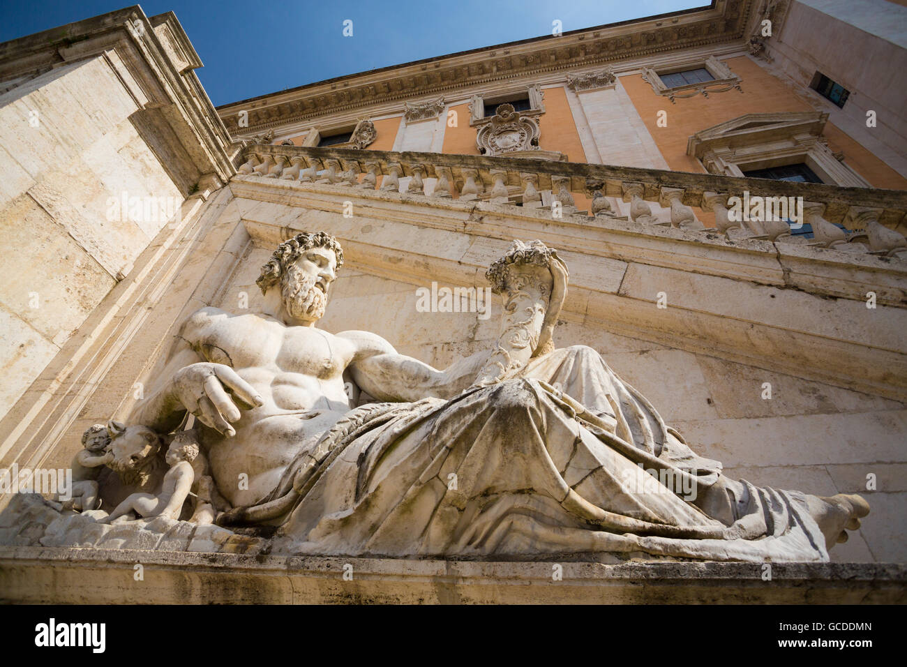 Ancient statue capitoline museum hi-res stock photography and images ...