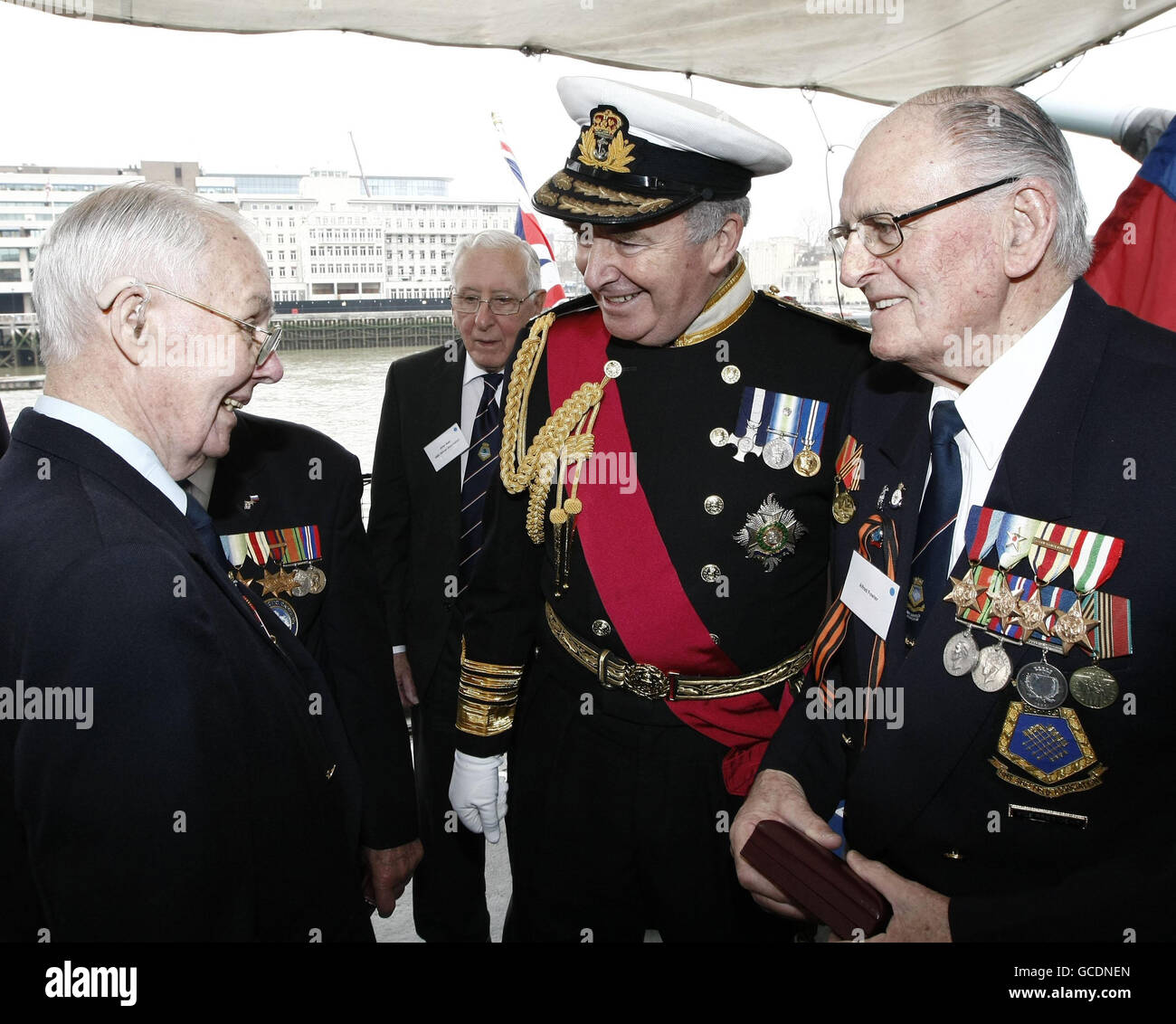 Arctic convoy war veterans honoured Stock Photo