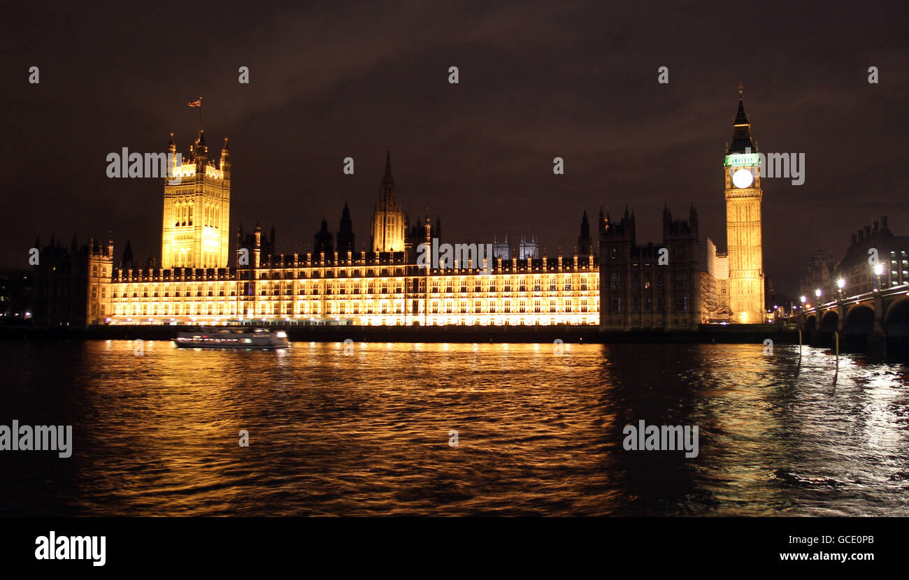 The parliament at night hi-res stock photography and images - Alamy