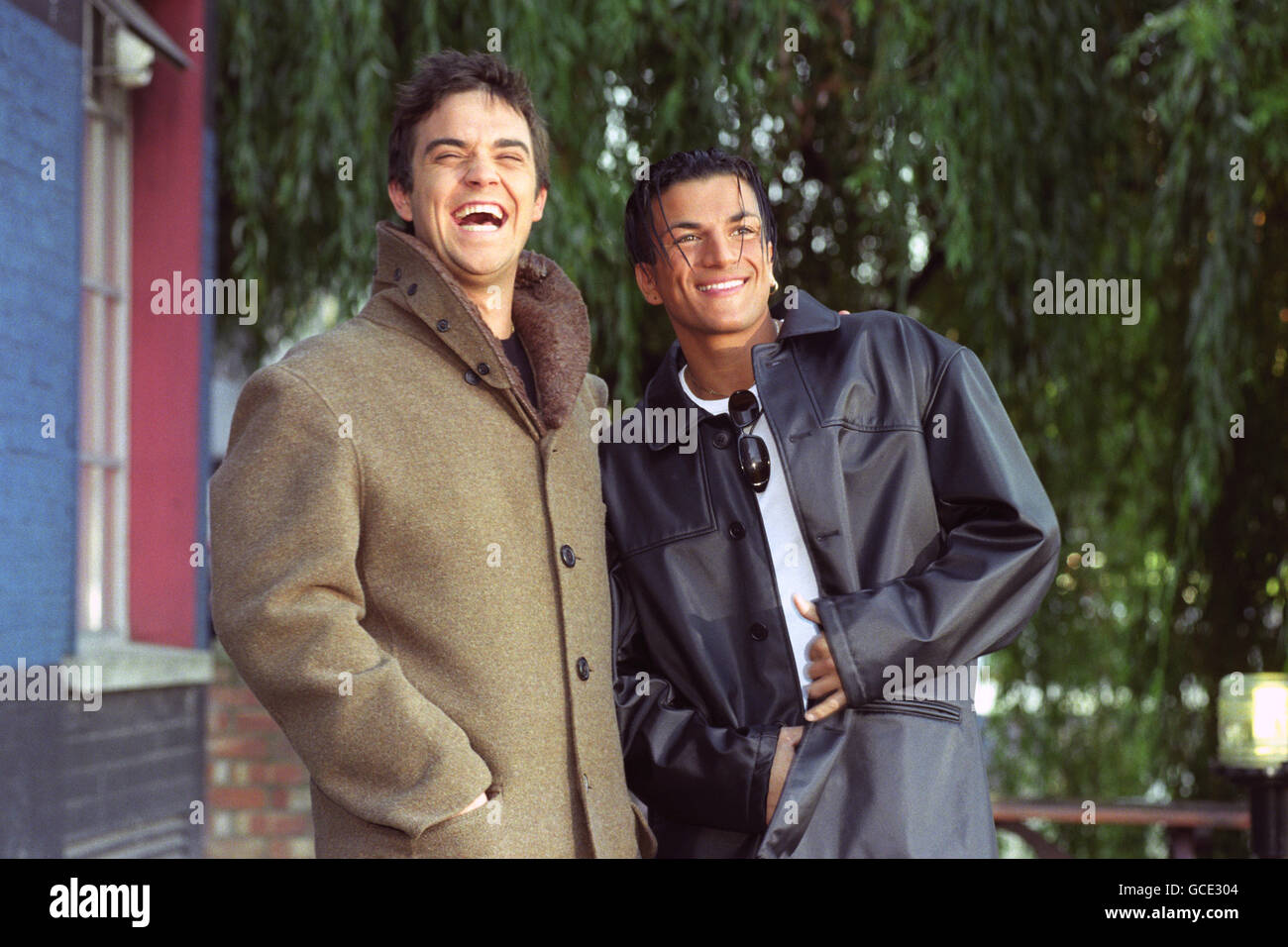 ROBBIE WILLIAMS & PETER ANDRE Stock Photo