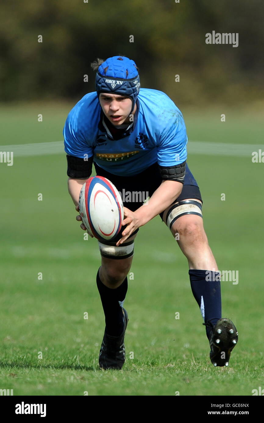 Rhys davies rugby hi-res stock photography and images - Alamy