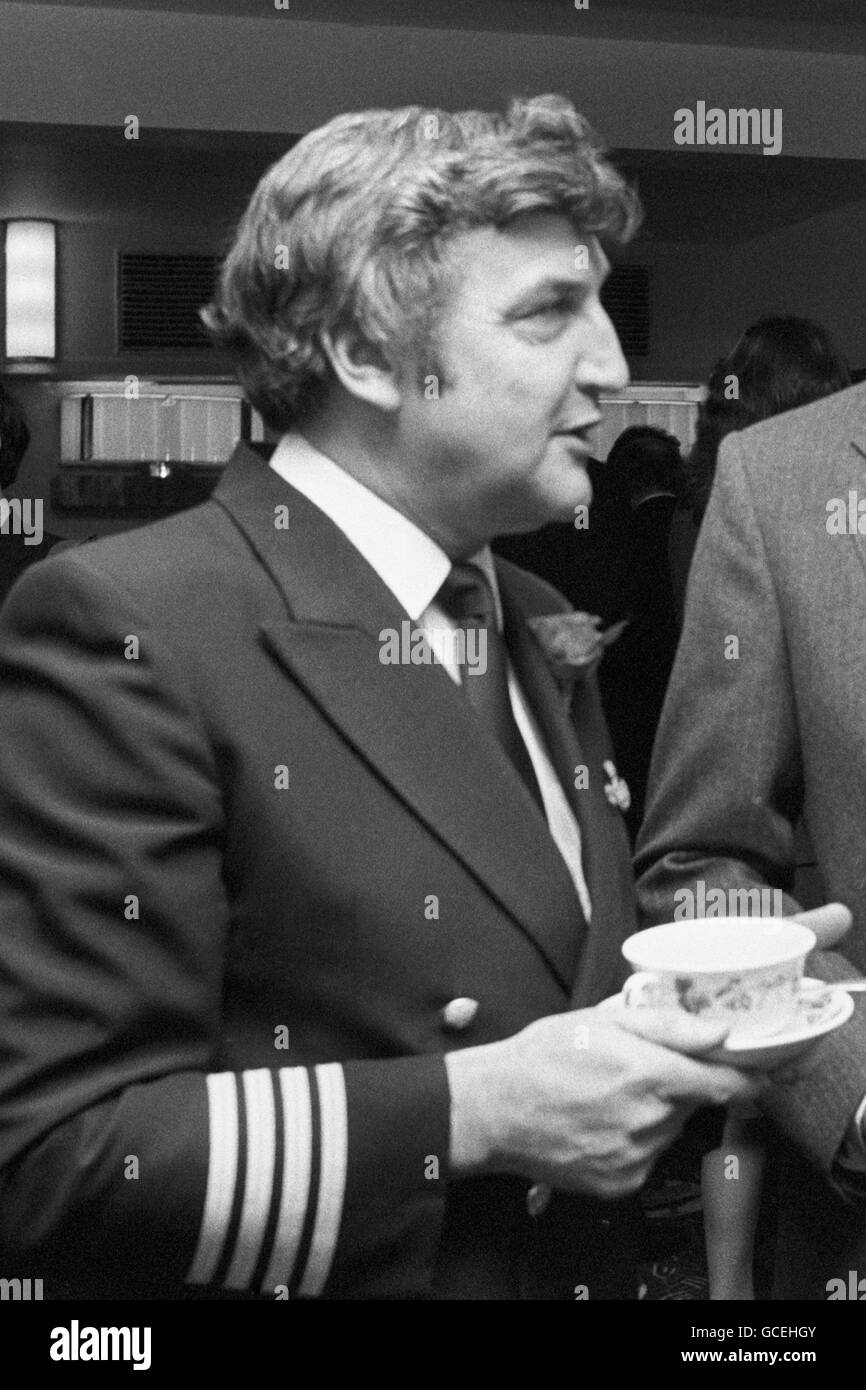1982 Man Investitures and Awards - Man of the Year 1982 - London Stock Photo - Alamy