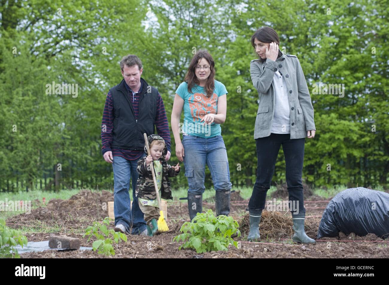 Samantha Cameron (right) with local Conservative Prospective Parliamentary Candidate Chris White