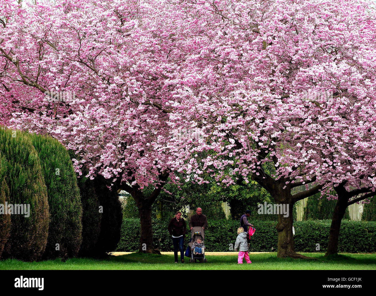 Spring weather Apr 13th Stock Photo - Alamy