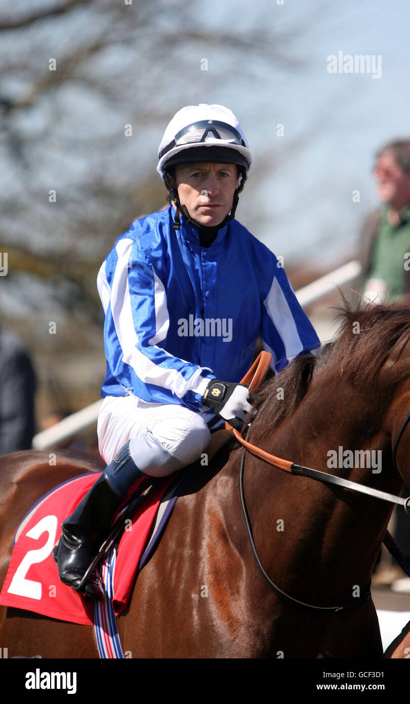 Kieren Fallon before the Dubai International Airport Maiden Stakes at Newbury Racecourse in Berkshire. PRESS ASSOCIATION Photo. Picture date: Saturday April 17, 2010. Photo credit should read: Steve Parsons/PA Wire. PRESS ASSOCIATION Photo. Picture date: Saturday April 17, 2010. See PA Story Photo credit should read: Steve Parsons/PA Wire Stock Photo