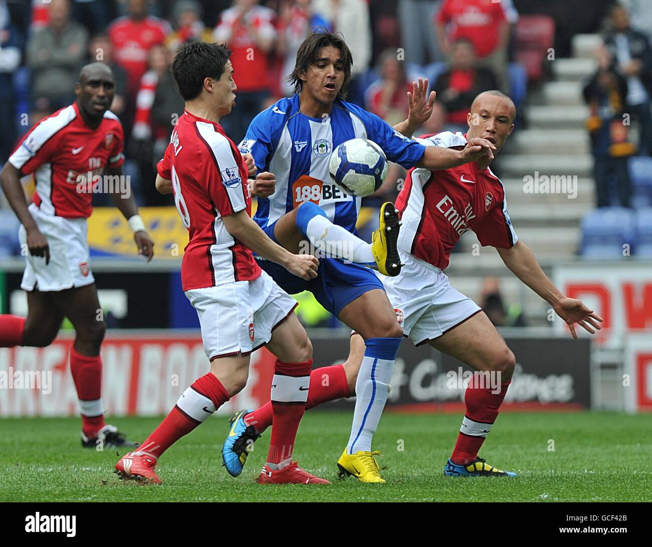 Soccer - Barclays Premier League - Wigan Athletic v Arsenal - DW Stadium Stock Photo