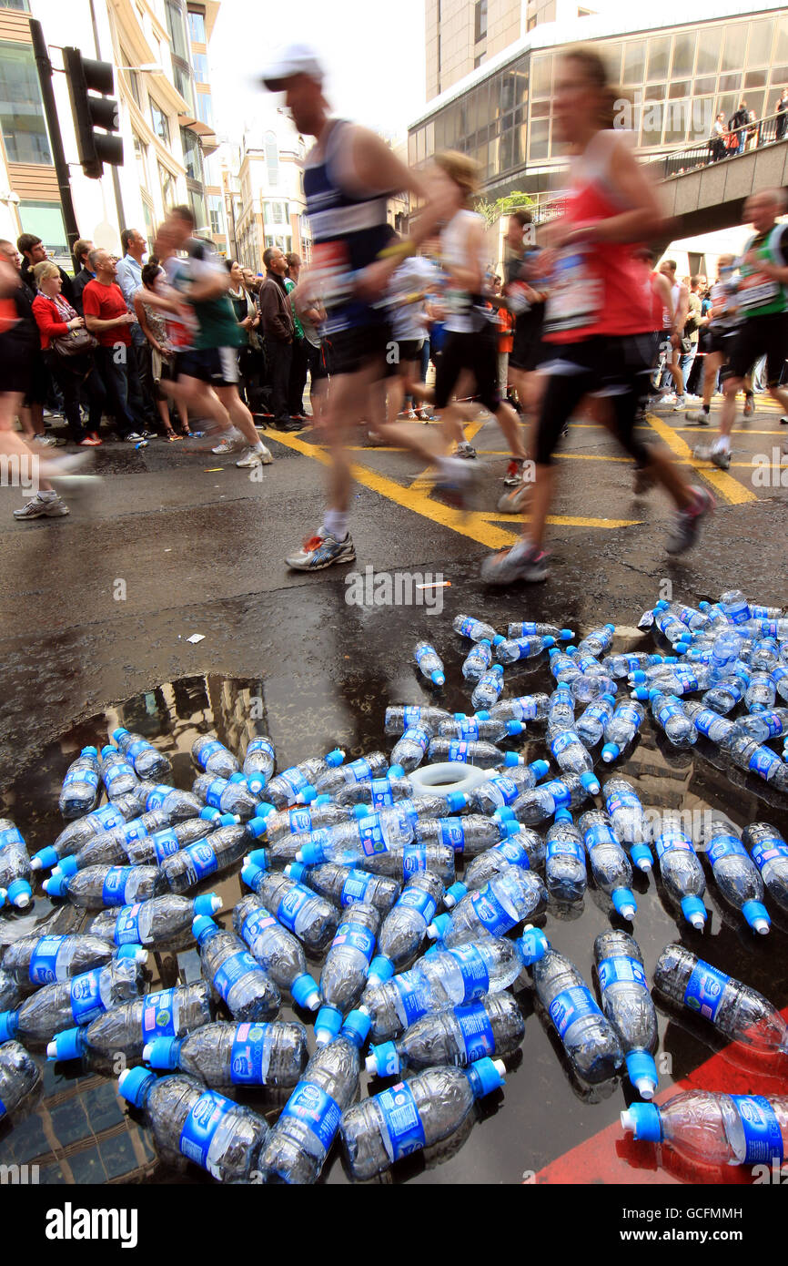 London Marathon 2010 Stock Photo Alamy