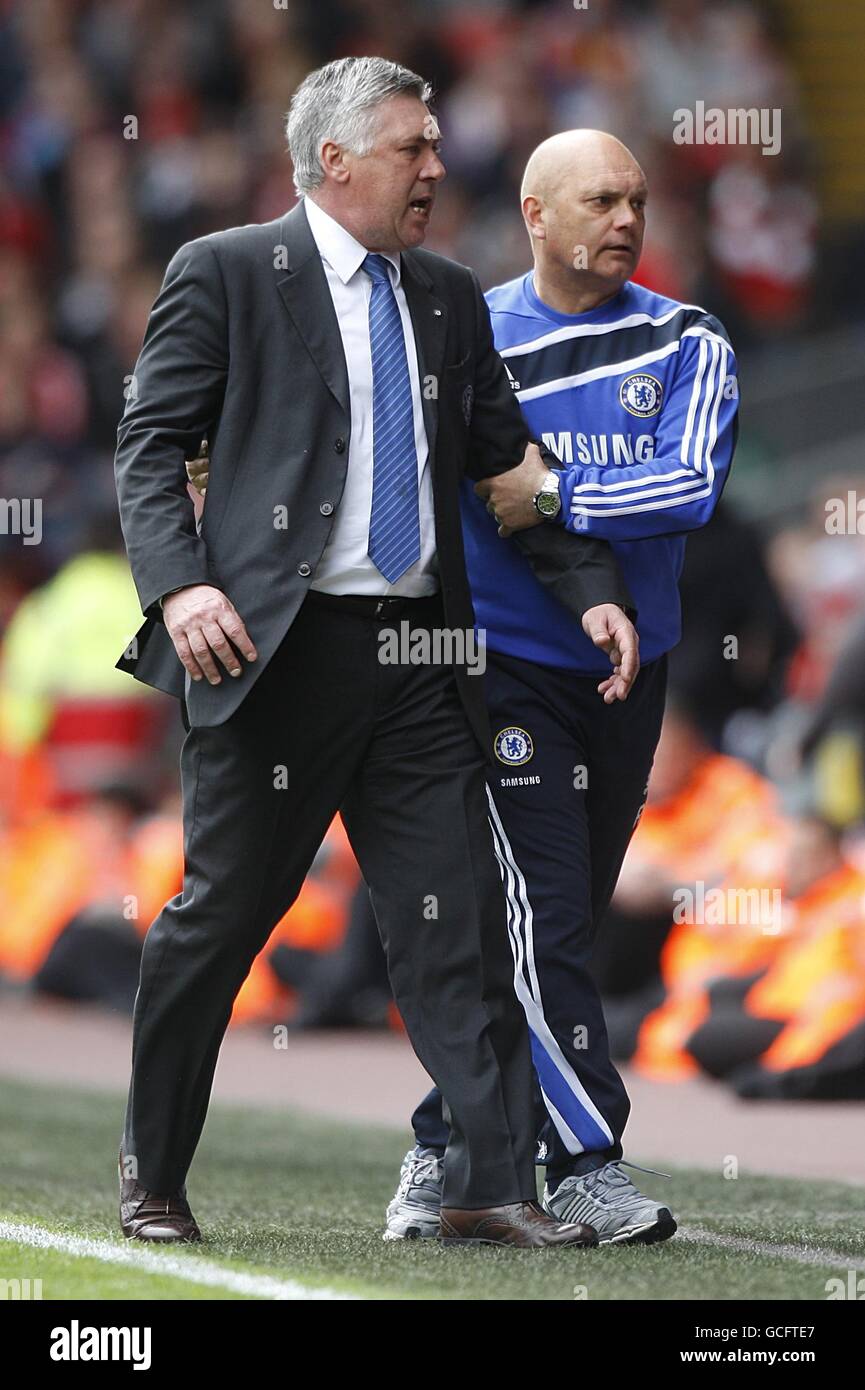 Soccer - Barclays Premier League - Liverpool v Chelsea - Anfield Stock Photo