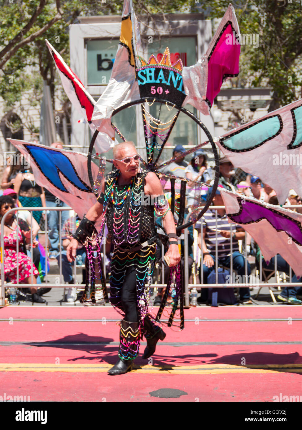 San francisco pride parade 2016 hi-res stock photography and images - Alamy