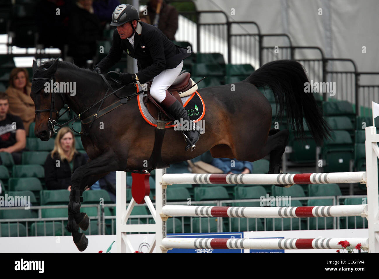 Tim Stockdale riding Fresh Direct Kalico Bay during day two of the Royal Windsor Horse Show, Windsor Castle, Berkshire. Stock Photo