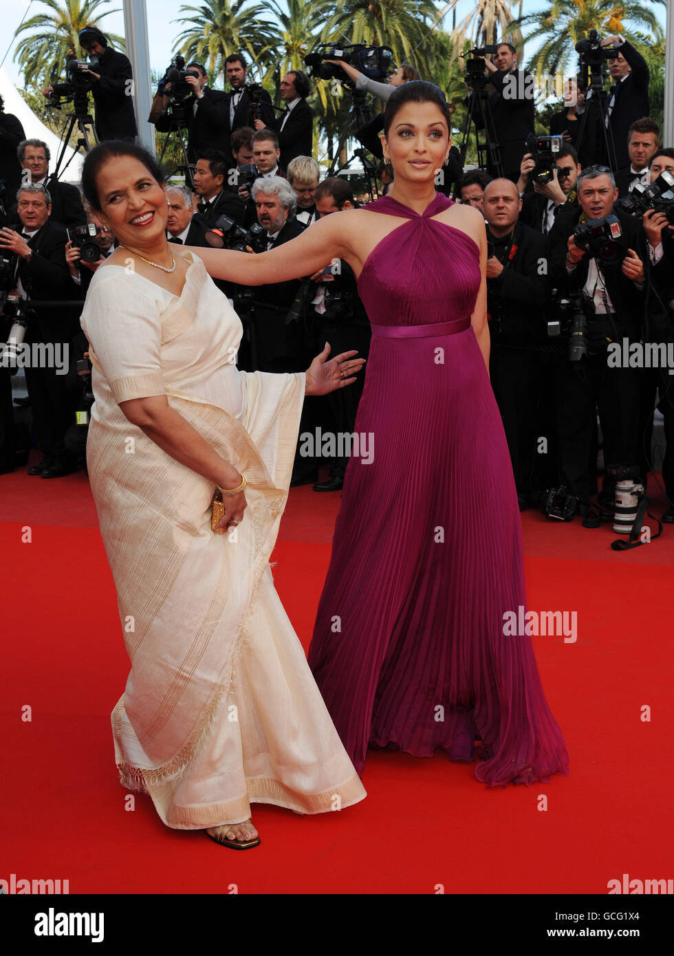 Aishwarya Rai and her mother (name unknown) arrives for the screening of Wall Street: Money Never Sleeps at the Grand Auditorium Lumiere during the Cannes Film Festival, France. Stock Photo