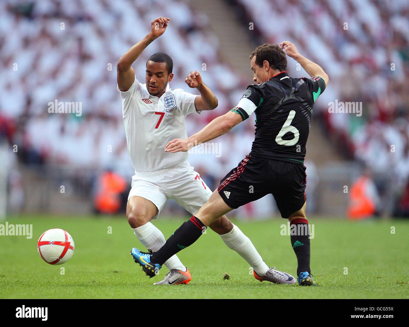 Soccer - International Friendly - England v Mexico - Wembley Stadium