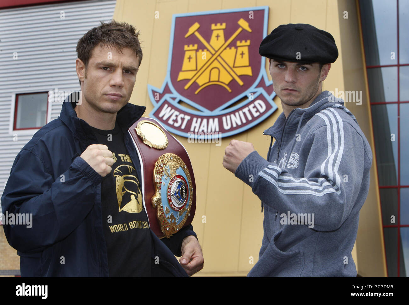 Kevin Mitchell (right) and Michael Katsidis pose for the media during the photo call at Upton Park, London. Stock Photo