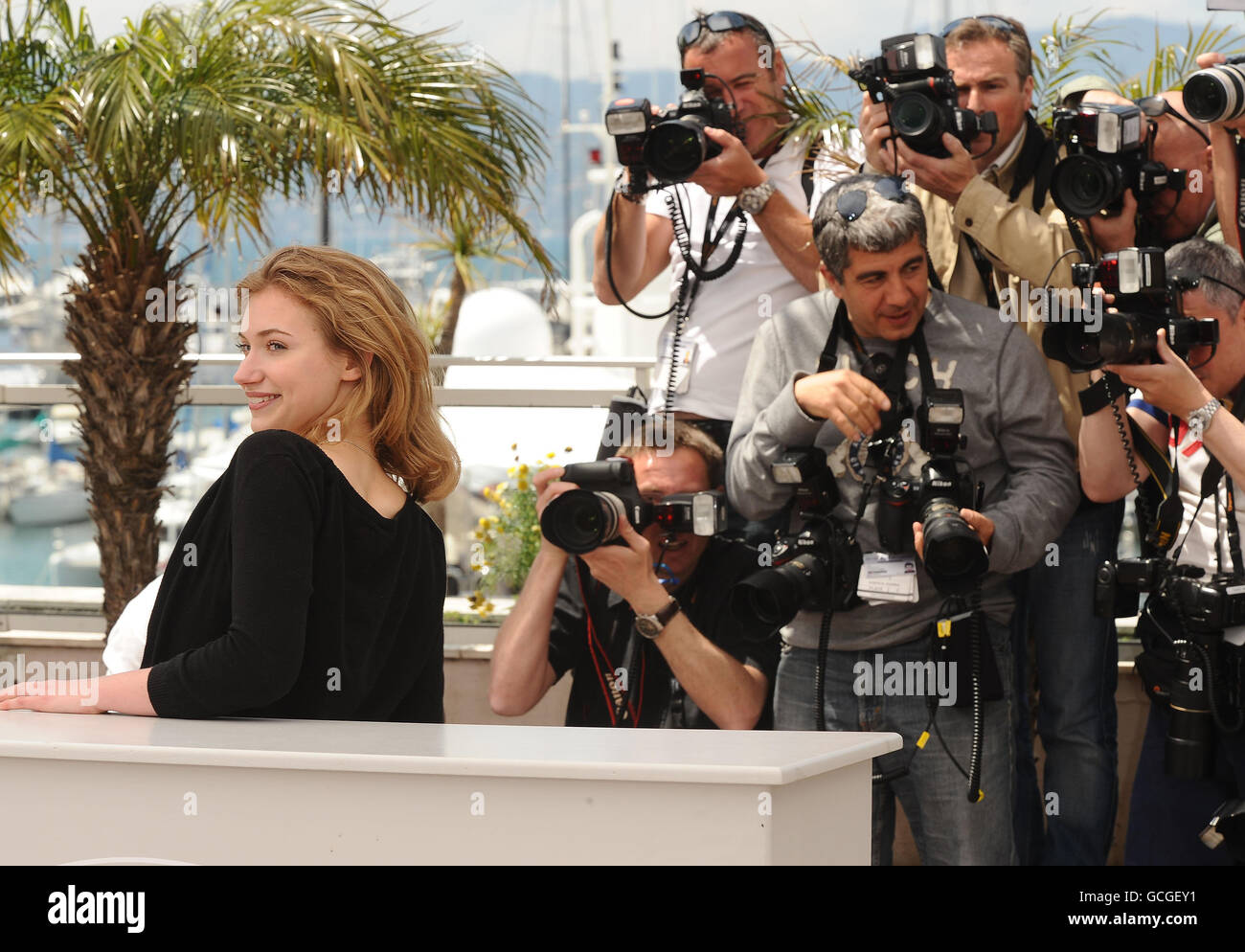 63rd Cannes Film Festival - Chatroom Photocall. Imogen Poots at the photocall for the film Chatroom at the Palais de Festival in Cannes. Stock Photo