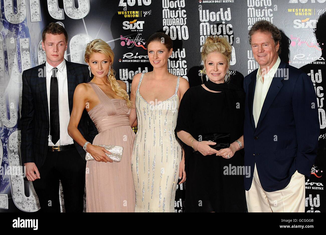 (l-r) Barron Nicholas Hilton, Paris Hilton, Nicky Hilton, Kathy Hilton