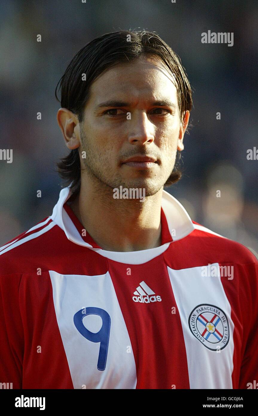 Roque santa cruz paraguay fifa world hi-res stock photography and images -  Alamy