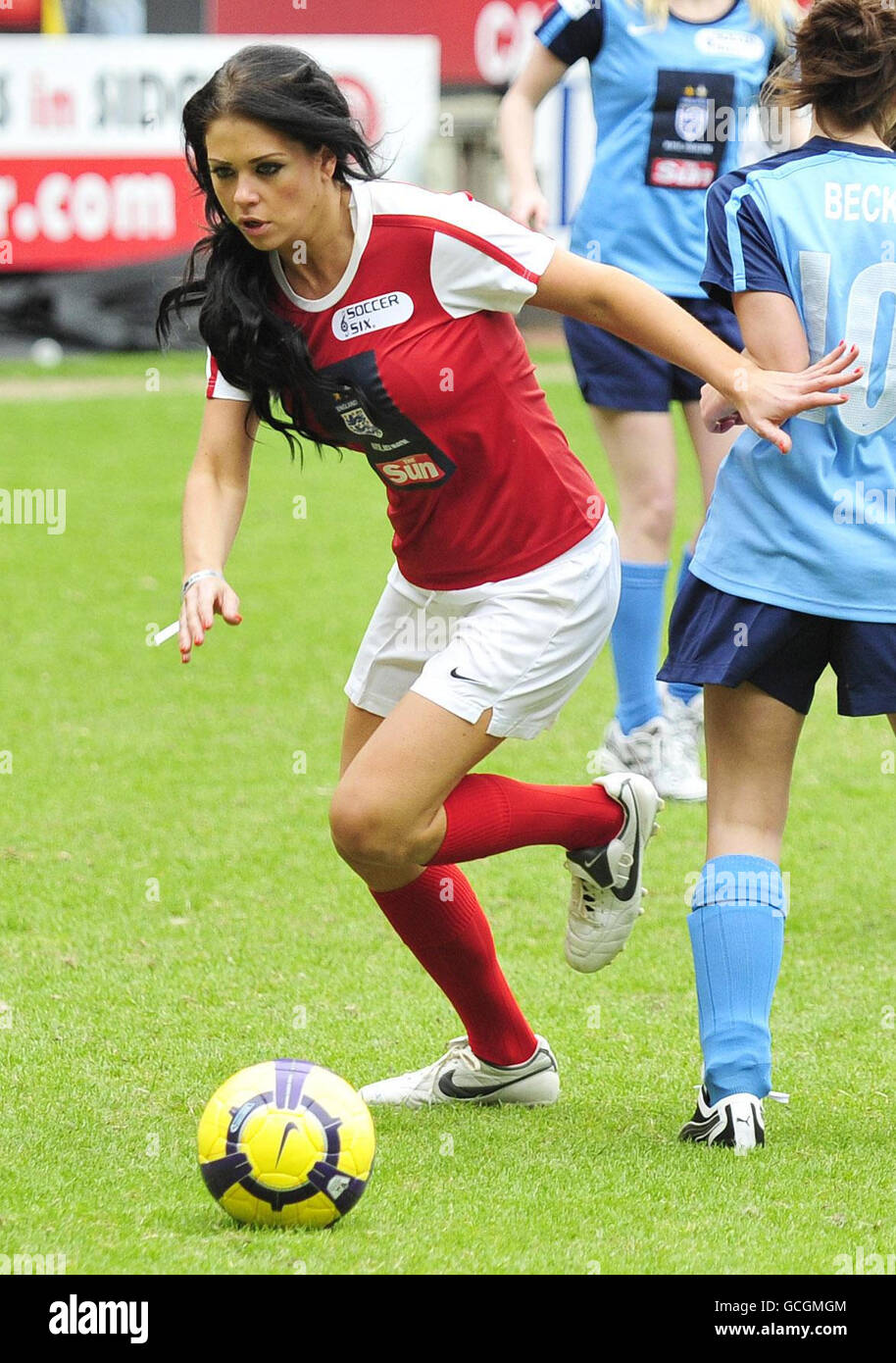 Football kiss hi-res stock photography and images - Alamy