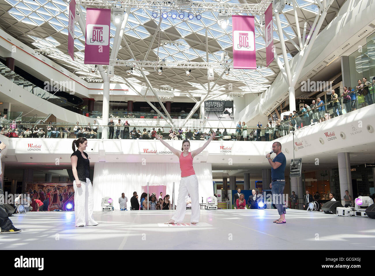 Louie spence pineapple hires stock photography and images Alamy