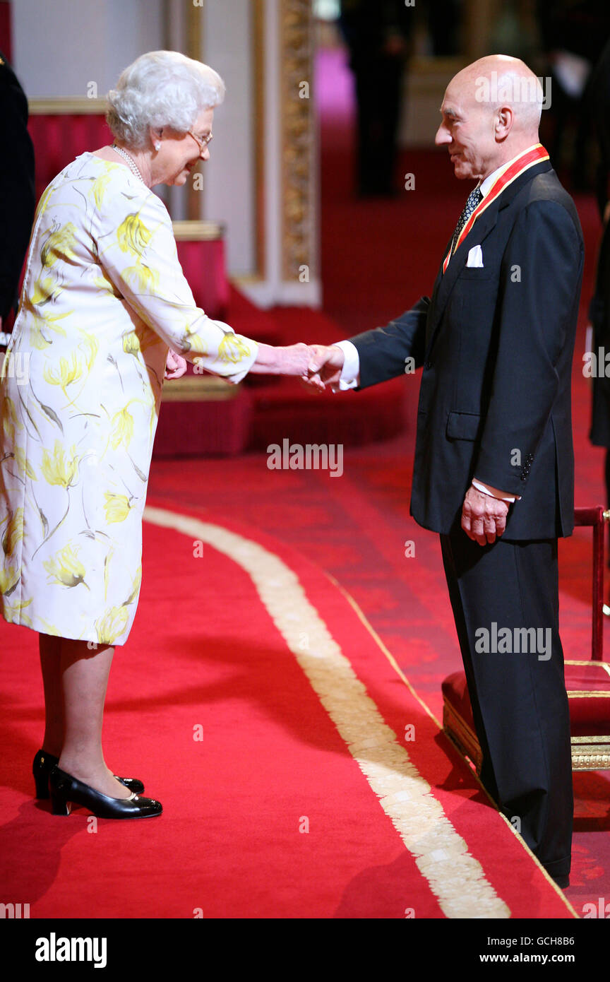 Acting Patrick Stewart(02)