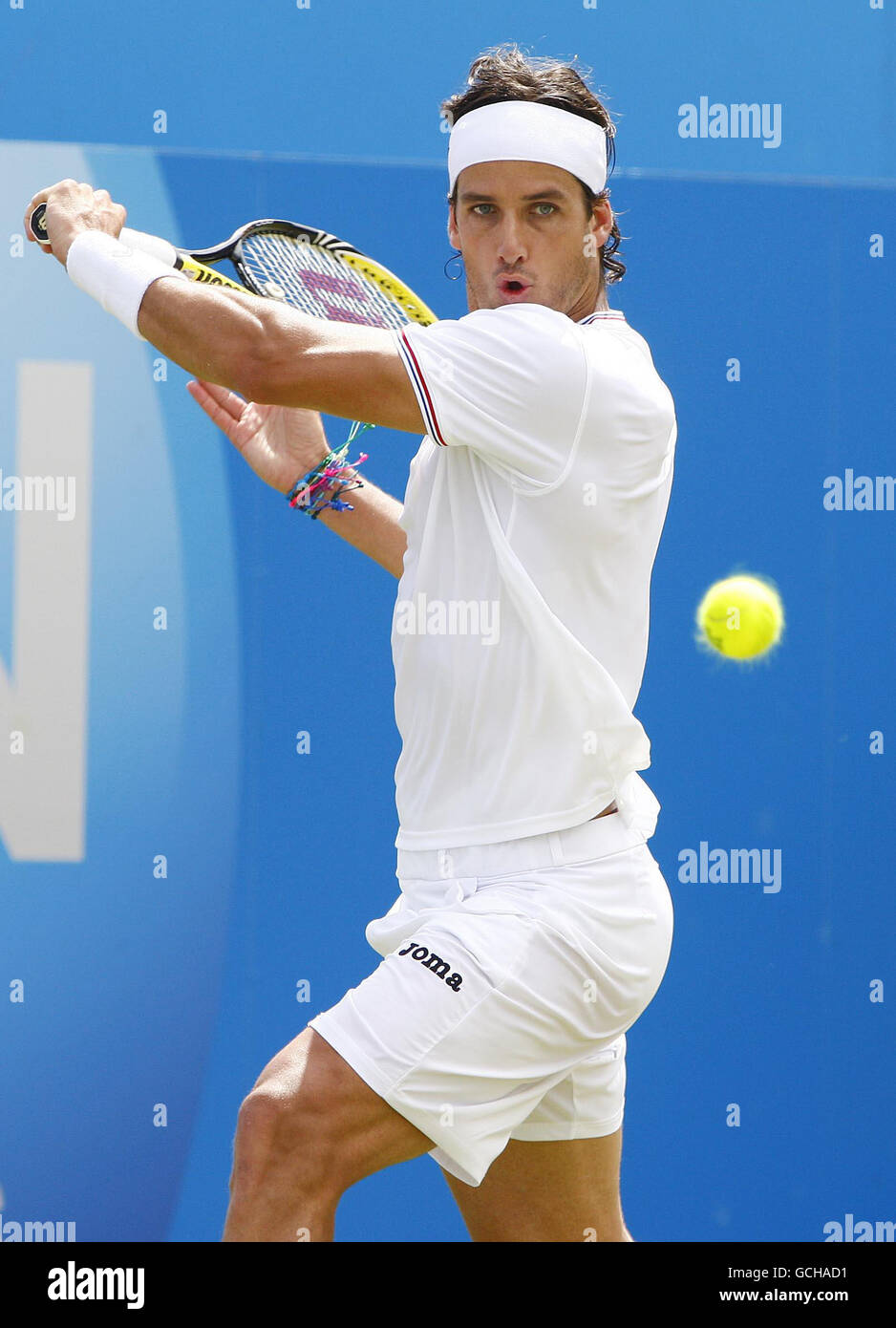 Spain's Feliciano Lopez in action against compatriot Rafael Nadal during  the AEGON Championships at The Queen's Club, London Stock Photo - Alamy