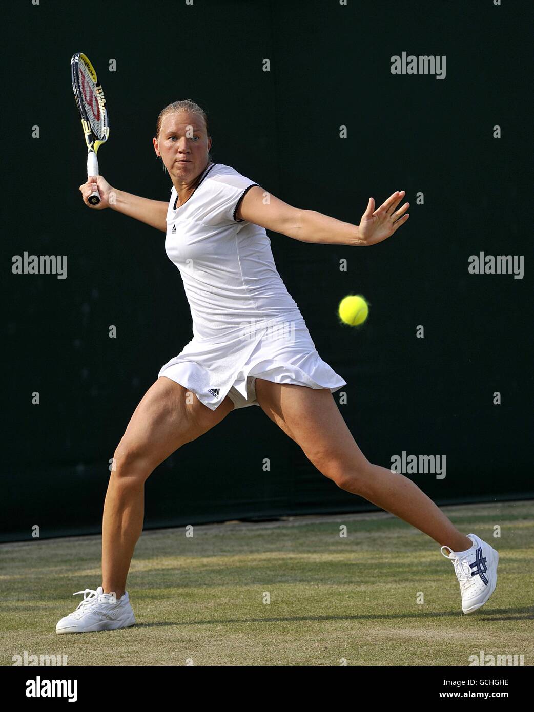 Tennis - 2010 Wimbledon Championships - Day Six - The All England Lawn