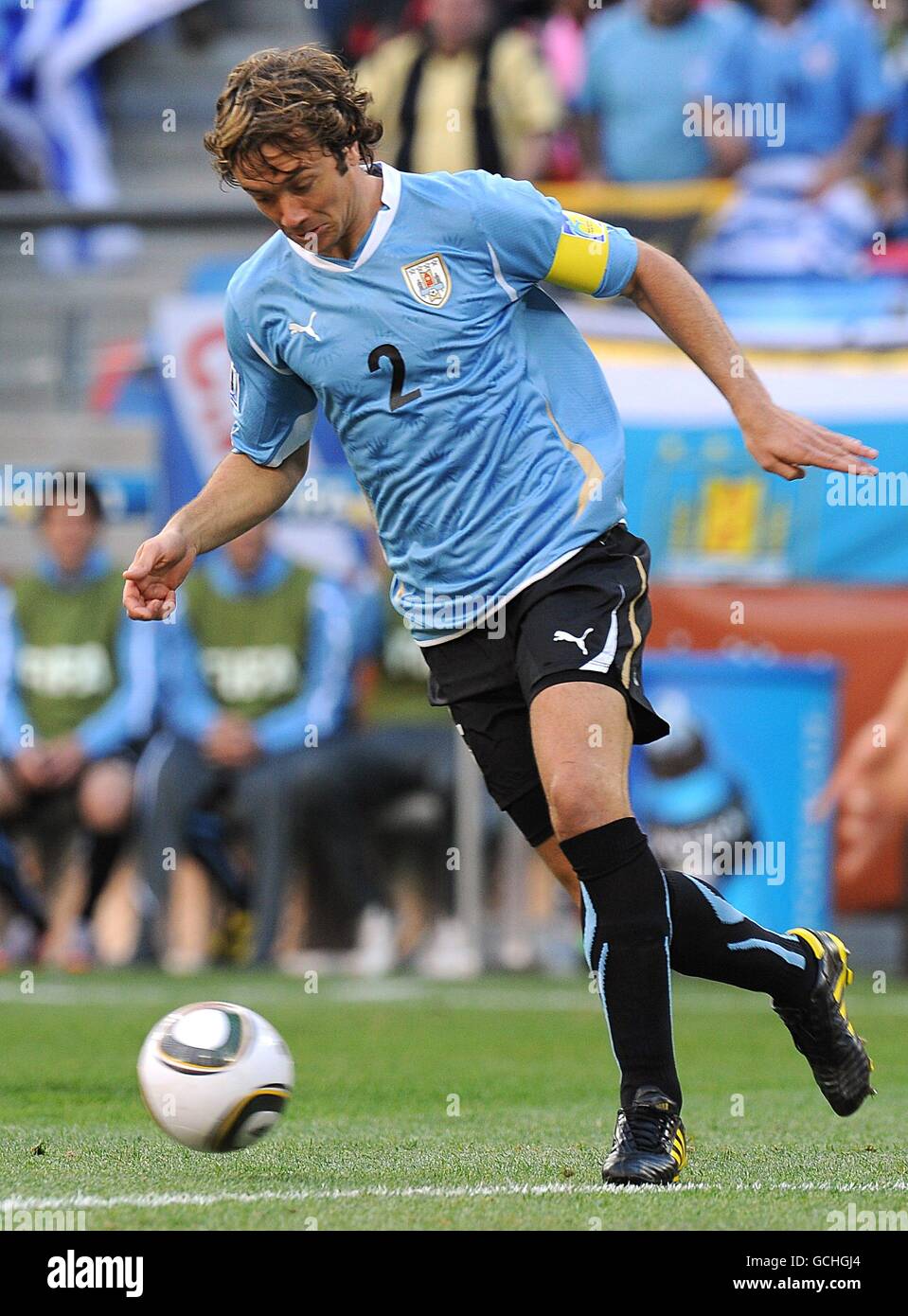 soccer-2010-fifa-world-cup-south-africa-round-of-16-uruguay-v-south-GCHGJ4.jpg