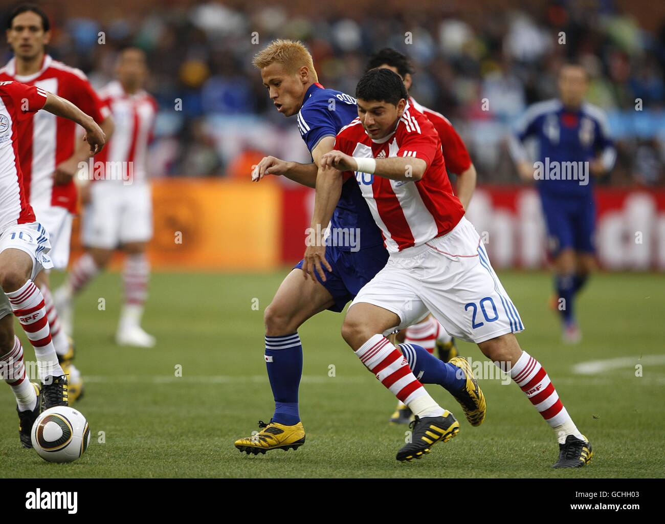 Soccer - 2010 FIFA World Cup South Africa - Round Of 16 - Paraguay v Japan - Loftus Versfeld Stadium Stock Photo