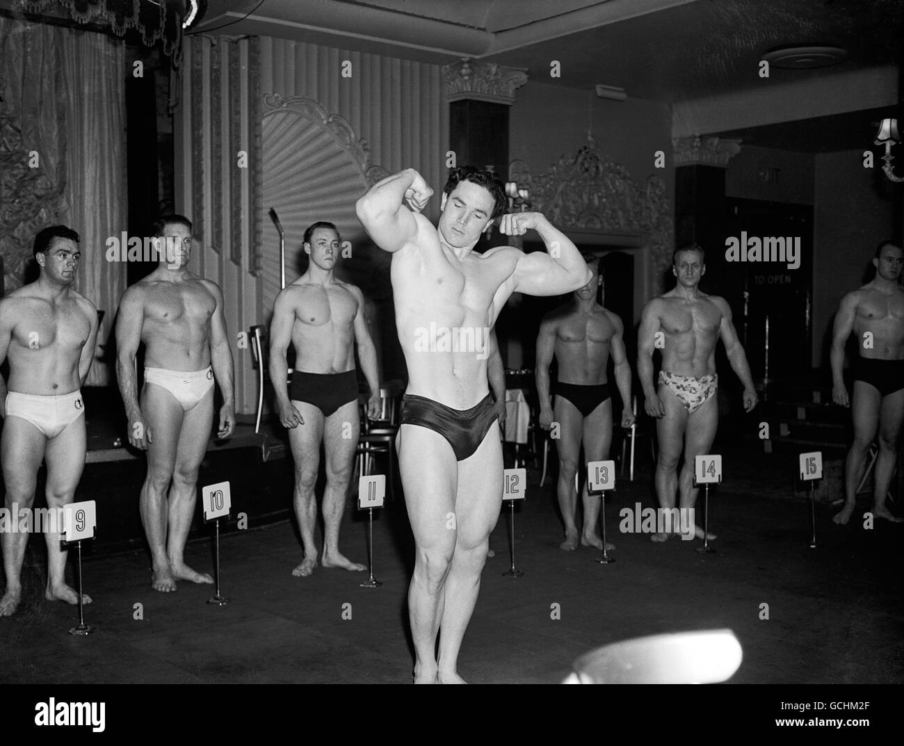 Britains Pefect Men Competition - Finals. Herbert Thomas, aged 24 demonstrates body control Stock Photo