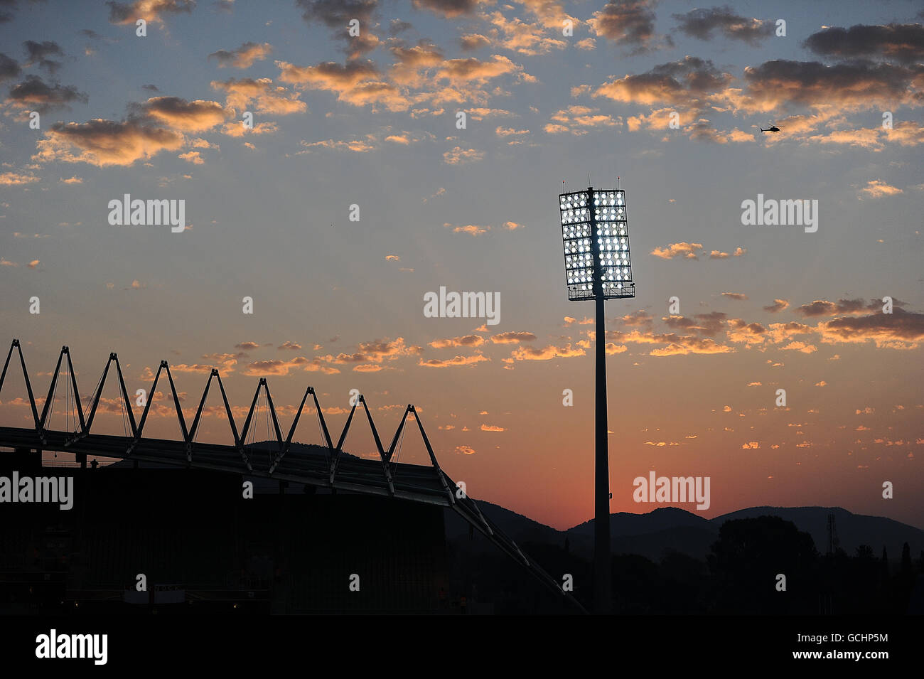 Soccer - 2010 FIFA World Cup South Africa - Group C - England v USA - Royal Bafokeng Stadium. A view of a floodlight at the Royal Bafokeng Stadium Stock Photo