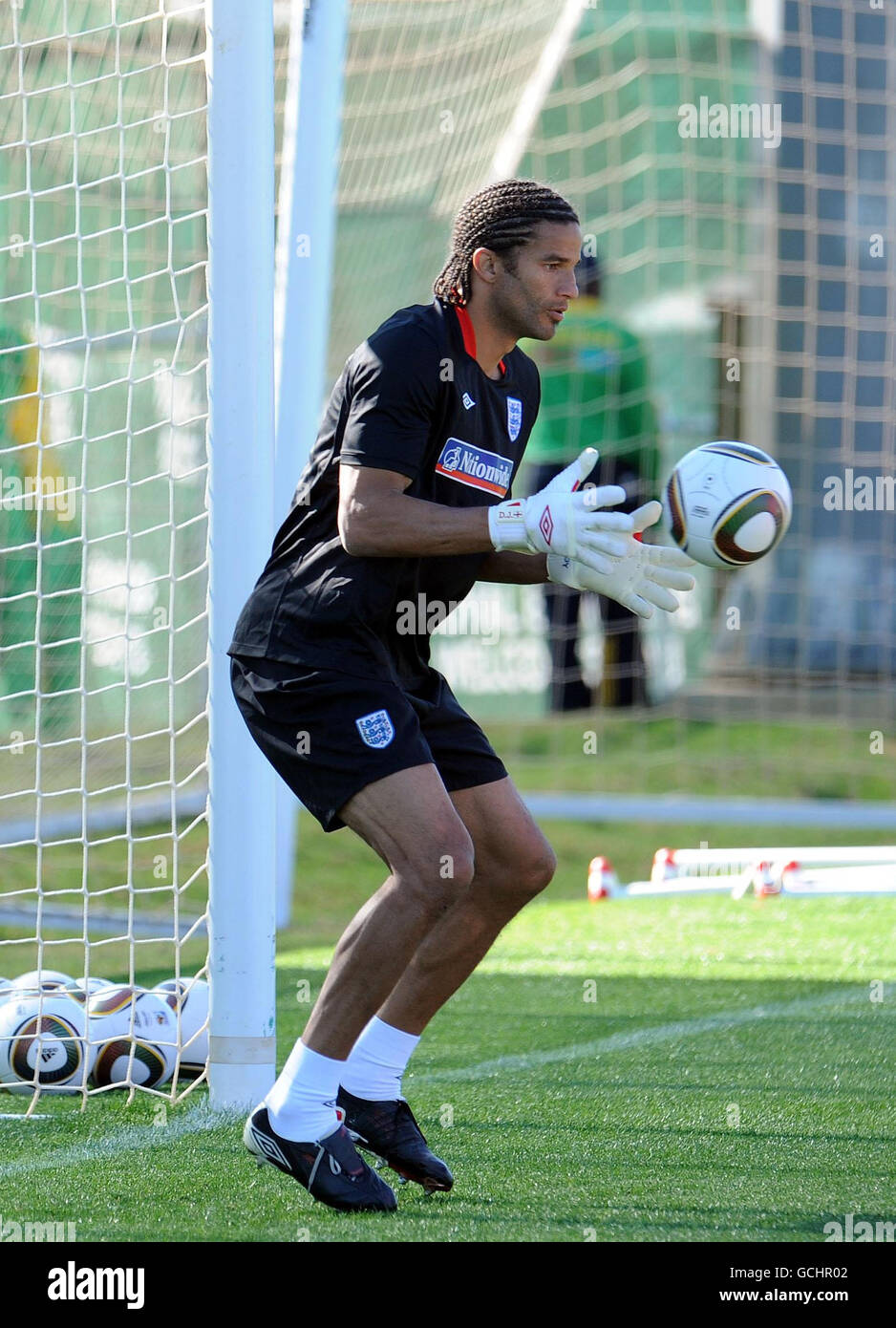 England goalkeeper David James during the training session at the Royal Bafokeng Sports Complex, Rustenburg, South Africa. Stock Photo