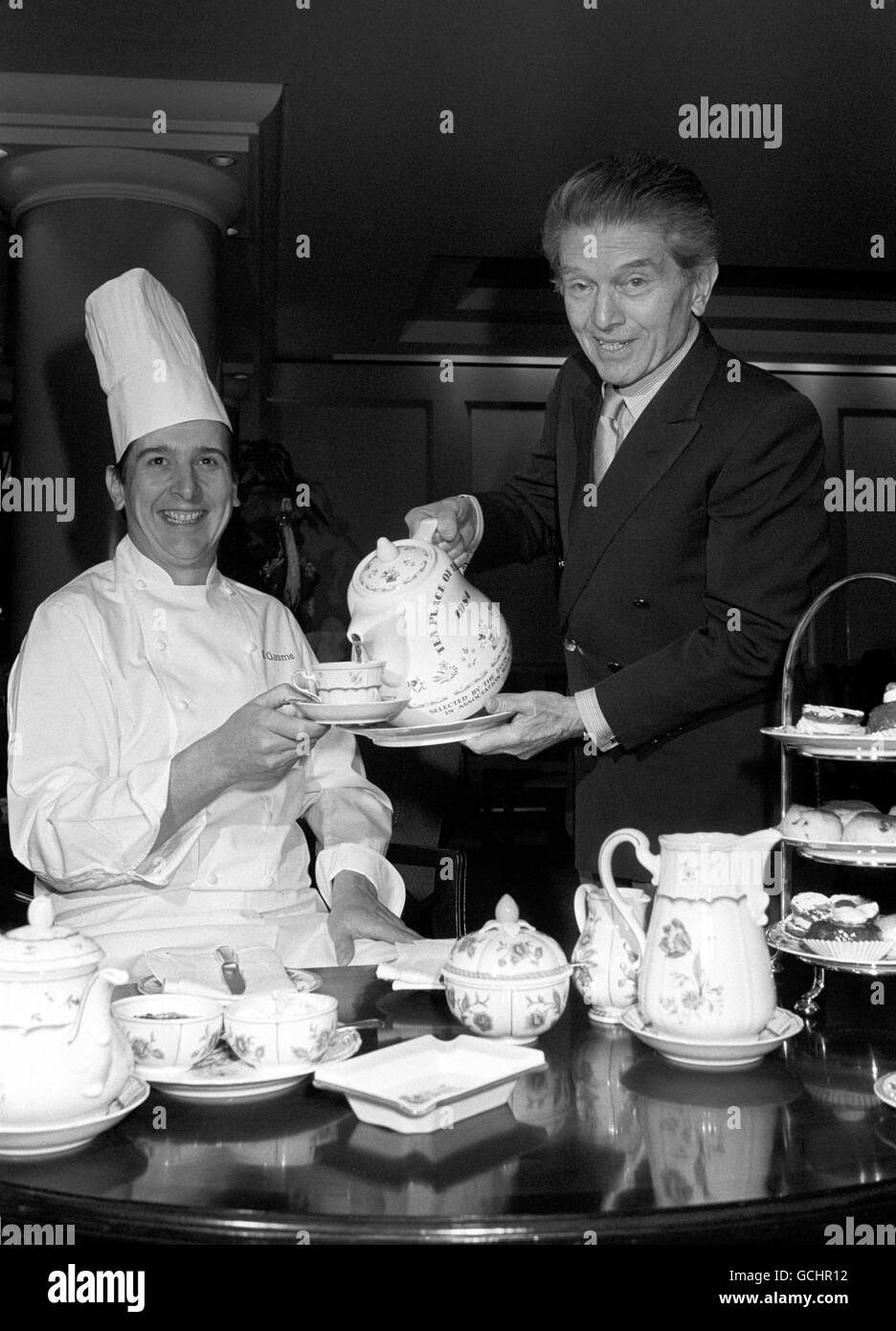 Lifestyle Food Cooking Critics Egon Ronay London Stock Photo