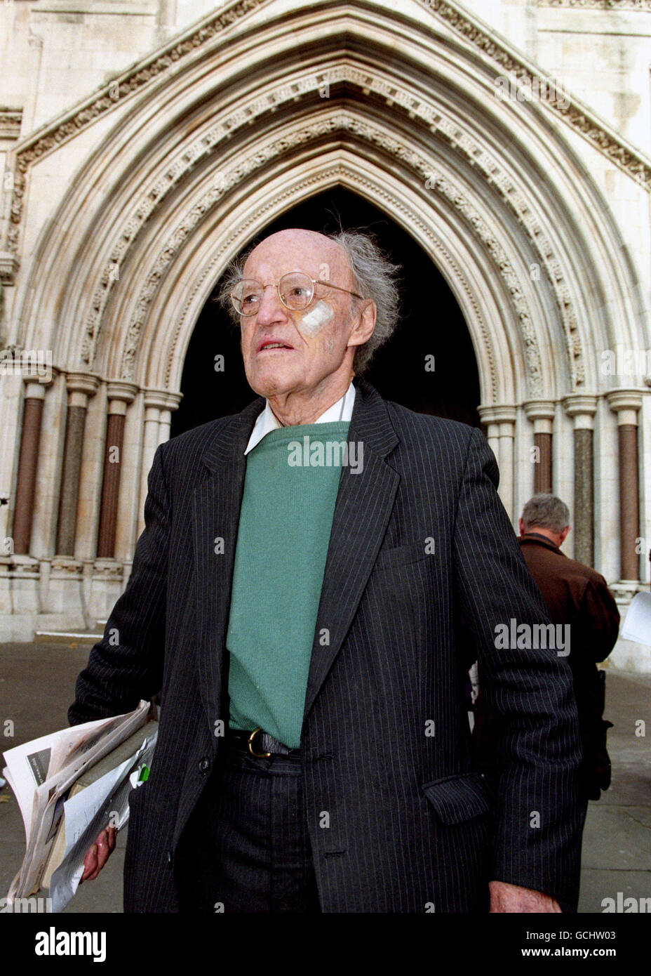 LORD LONGFORD LEAVES HIGH COURT Stock Photo