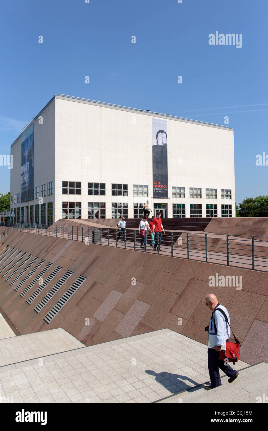 Galerie der Gegenwart of Kunsthalle built by Unger, Glockengießerwall, 20095 Hamburg, Garmany Stock Photo