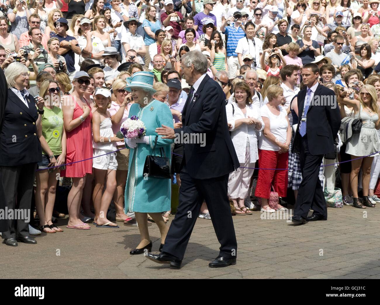 The queen visits wimbledon hires stock photography and images Alamy